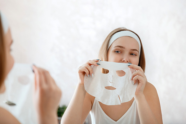 Importance Of Daily Masking: 5 Reasons Why A Facial Mask Should Be Part Of Your Everyday Skincare Routine