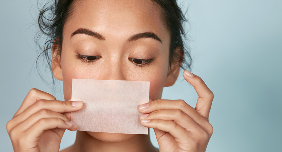 10 Tips On How To Control Oily Skin - Image 5